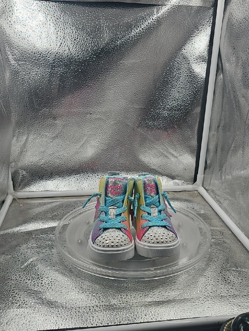 O Pink & White sz 6 Little Girls Light Up